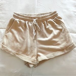 Princess Polly Rise & Lounge Shorts - Beige